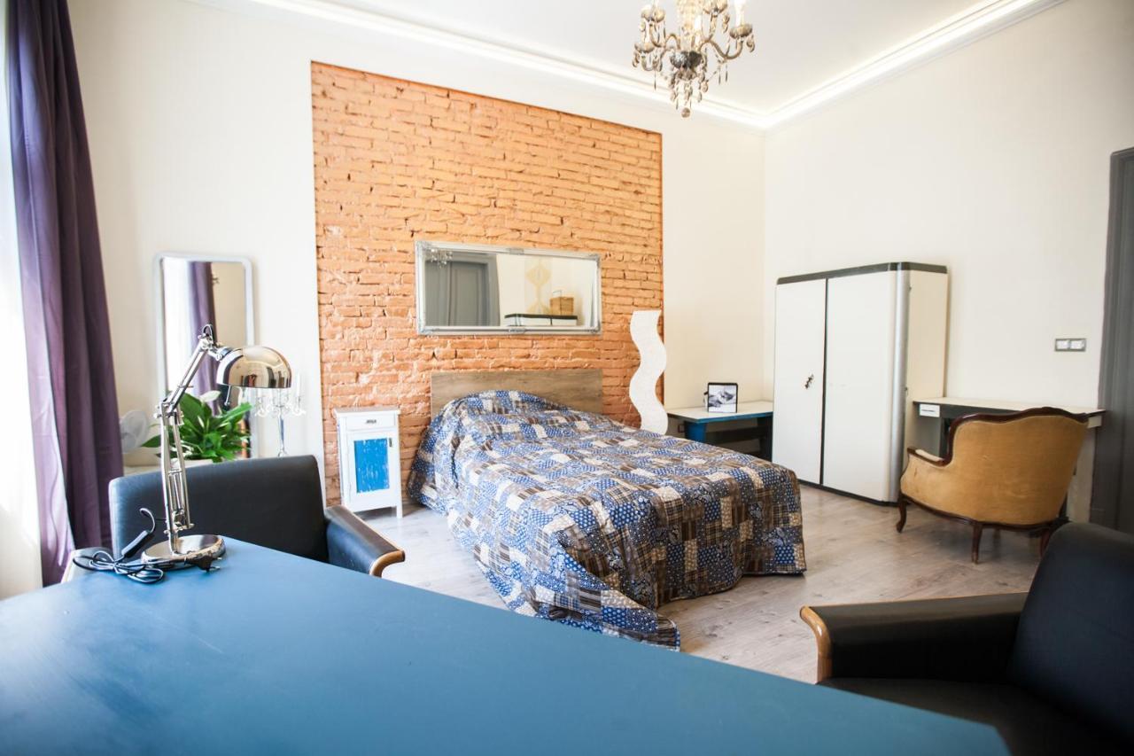 Apartment N42 By Small *