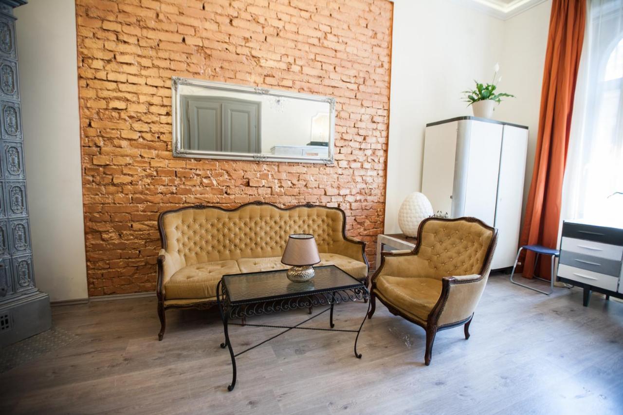 Apartment N42 By Small *